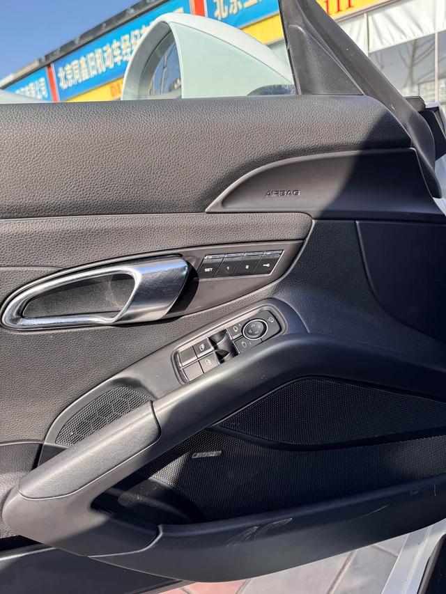 Cayman 2015 модификация Cayman Style Edition 2.7L – фото 10