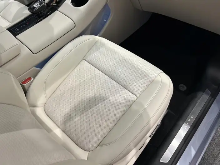 Aito M5 2022 Model Extended Range 4WD Ultimate Edition – фото 7