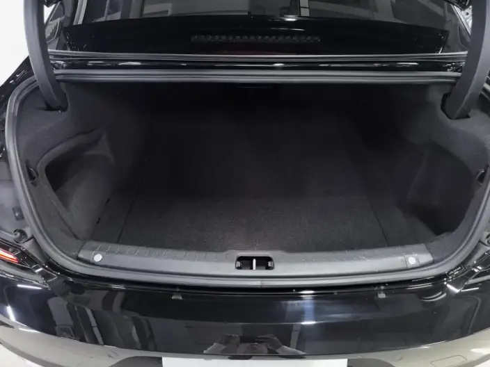Volvo S90 2022 Model B5 Smart Range Deluxe Edition – фото 9