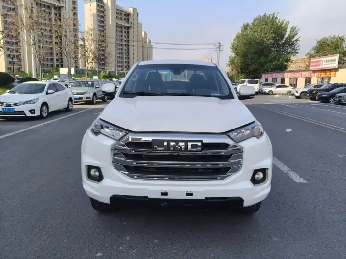 Yutong Domain Tiger 7 2022 Model 2.0T Manual Diesel 4WD Exclusive Model Standard axis