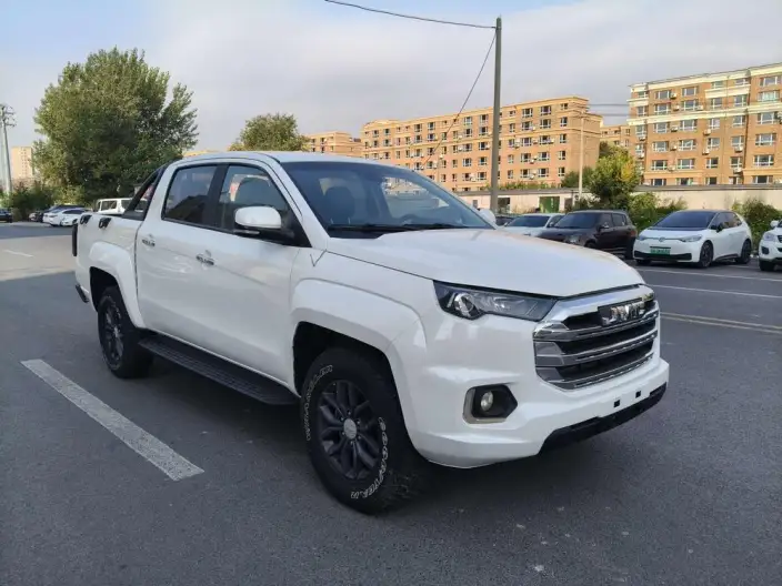 Yutong Domain Tiger 7 2022 Model 2.0T Manual Diesel 4WD Exclusive Model Standard axis