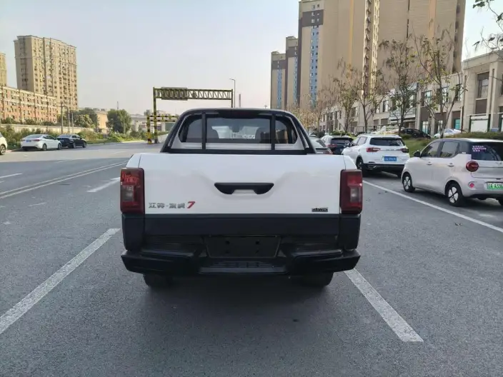 Yutong Domain Tiger 7 2022 Model 2.0T Manual Diesel 4WD Exclusive Model Standard axis – фото 5