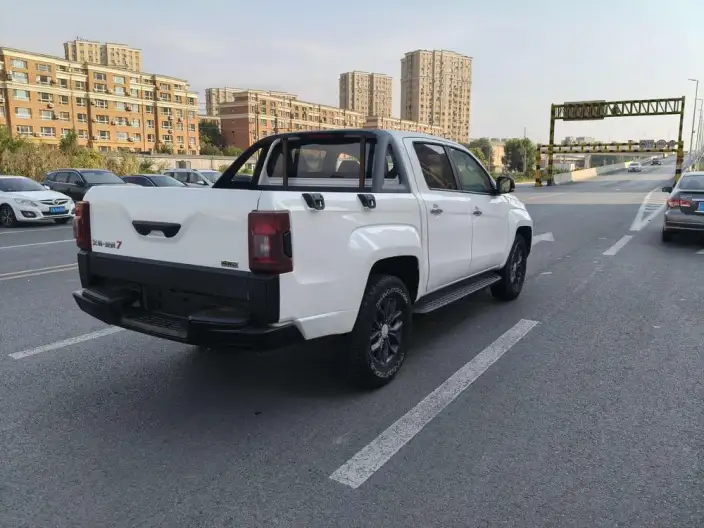 Yutong Domain Tiger 7 2022 Model 2.0T Manual Diesel 4WD Exclusive Model Standard axis – фото 6