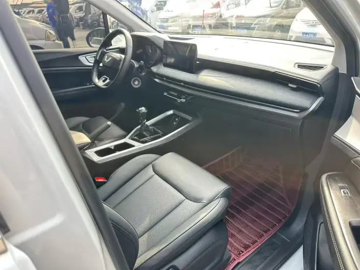 WULING Jiachen 2022 Model 1.5L Manual Changxiang Edition Comfort Model – фото 6