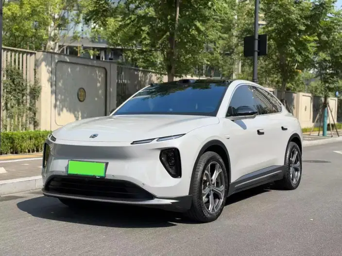 NIO EC6 2024 Model 75kWh – фото 1