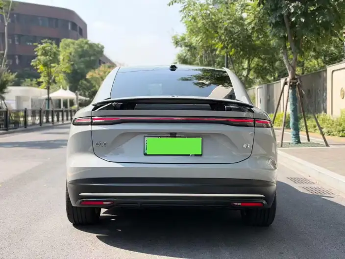 NIO EC6 2024 Model 75kWh – фото 4