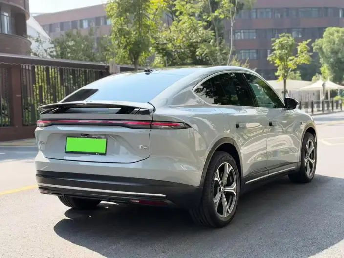 NIO EC6 2024 Model 75kWh – фото 5