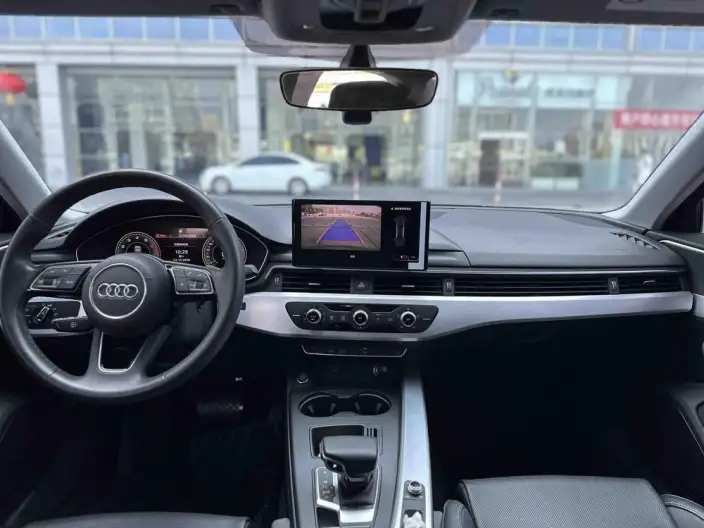 Audi A4 L 2023 Model 40 TFSI Fashion Dynamic Model – фото 6