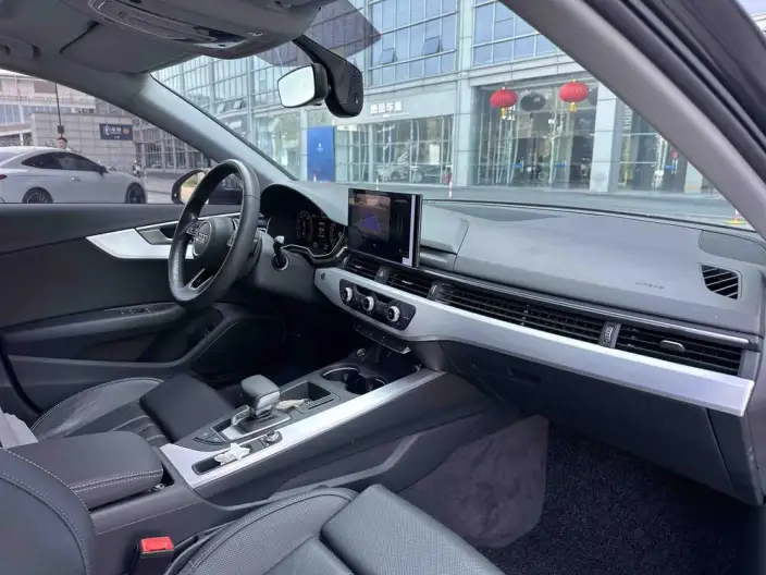 Audi A4 L 2023 Model 40 TFSI Fashion Dynamic Model – фото 8