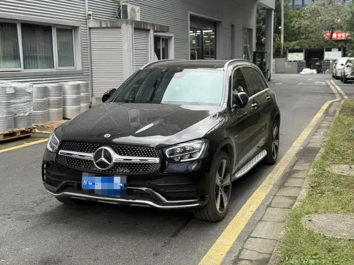 Mercedes-Benz GLC 2022 Model Facelift II GLC 300 L 4MATIC Luxury Model – фото 1