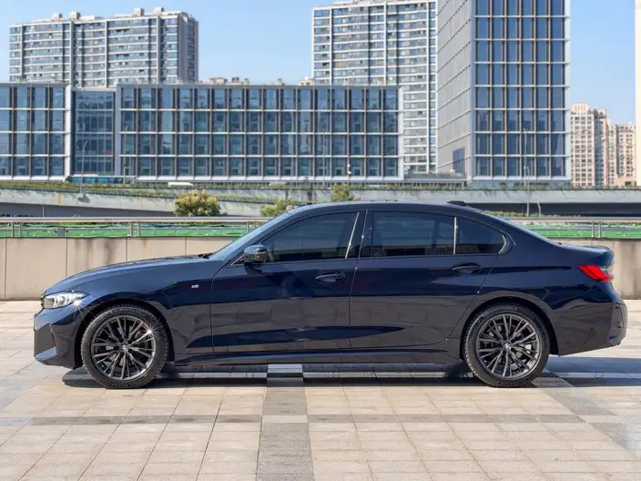 BMW 3 Series 2023 Model 325Li M Sports Night Set – фото 3