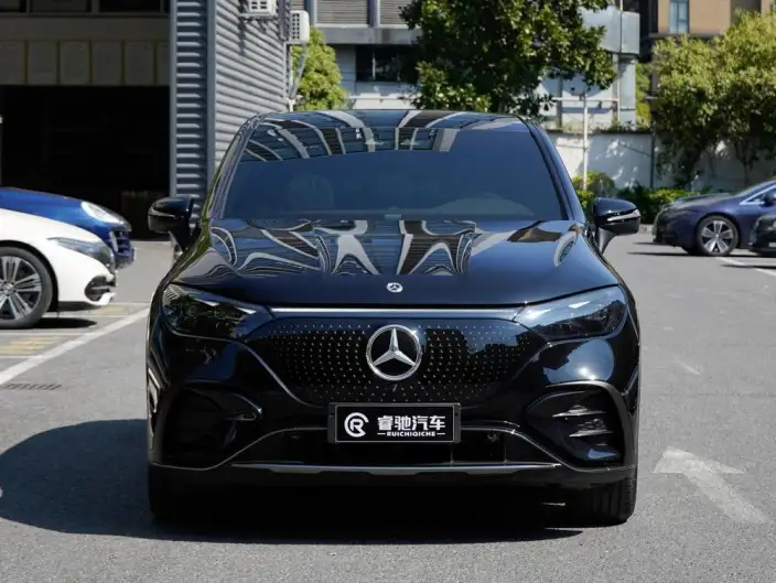 Mercedes-Benz EQE SUV 2024 Model EQE SUV 500 4MATIC Ultimate Edition – фото 2