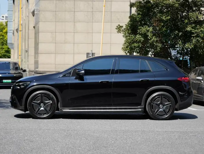 Mercedes-Benz EQE SUV 2024 Model EQE SUV 500 4MATIC Ultimate Edition – фото 3