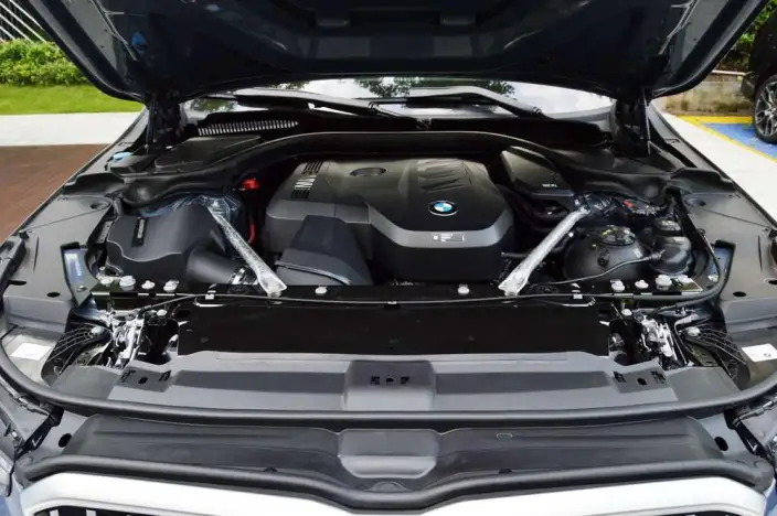 BMW 5 Series 2024 Model 530Li Exclusive Model M Sports Set – фото 6