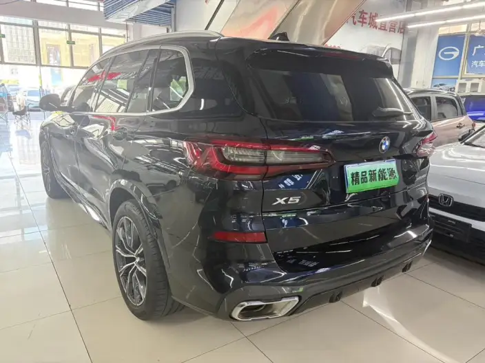 BMW X5 2022 Model xDrive 30Li Exclusive Model M Sports Set – фото 4