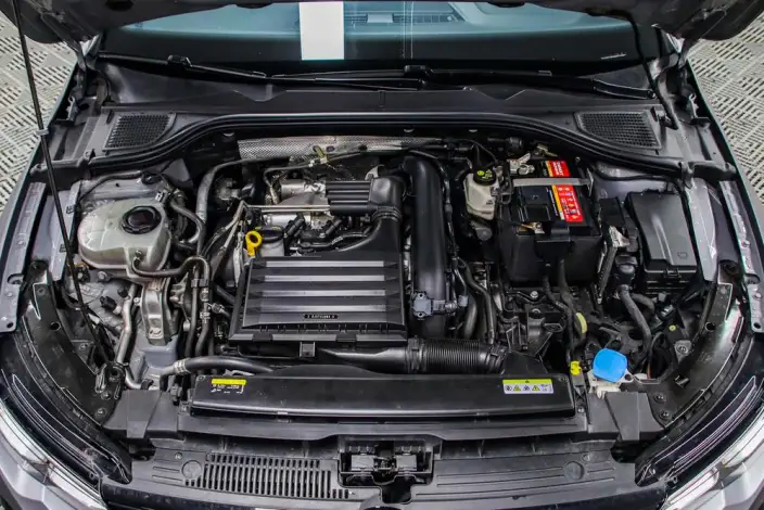 Volkswagen Golf 2021 Model 280TSI DSG R-Line – фото 7