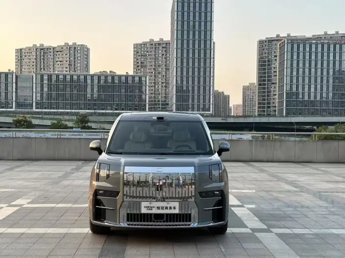 ZEEKR 009 2024 Model VI seat Executive Edition 4WD 108kWh