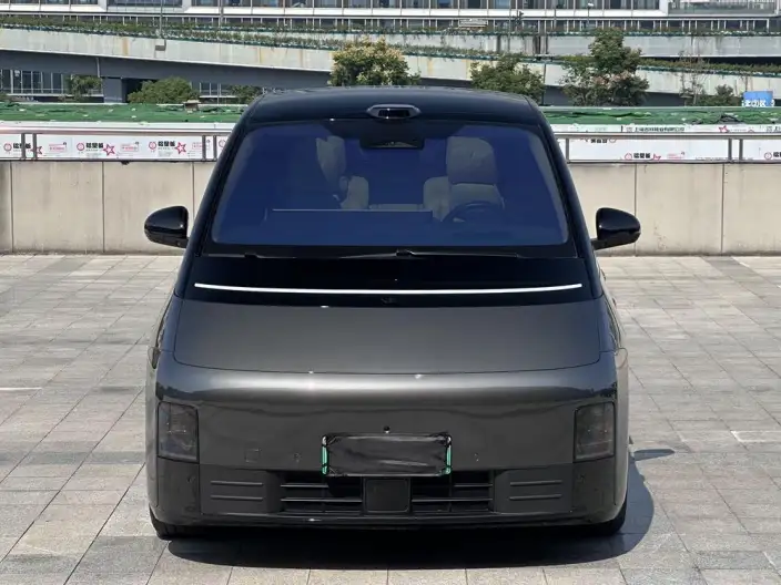 Li Auto MEGA 2025 Model Home Family Special Edition – фото 2