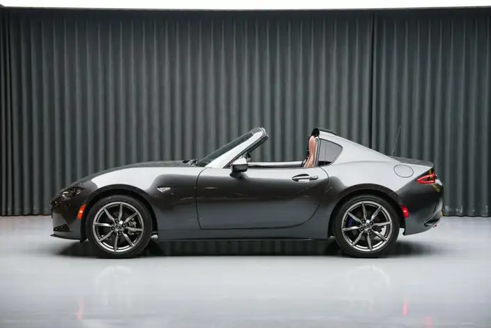 Mazda MX-5 2023 Model 2.0L Automatic Rear Drive 2 seat Parallel Imported