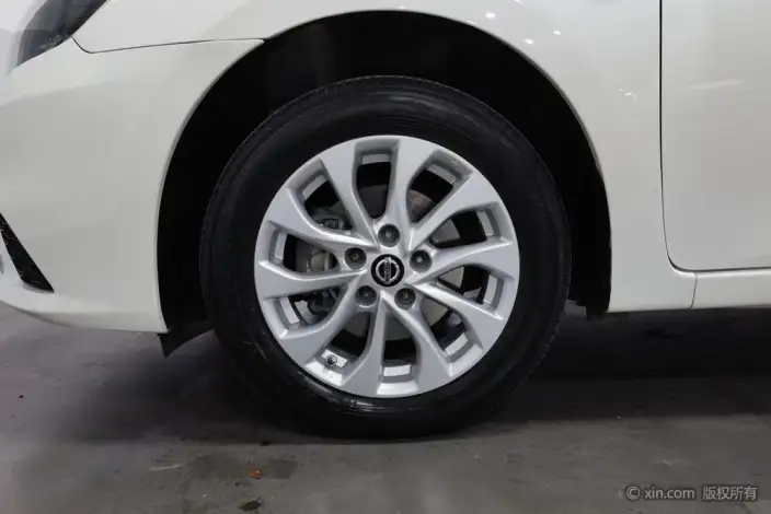 Nissan Sylphy 2024 Model Classic 1.6L XE CVT Comfort Edition – фото 8