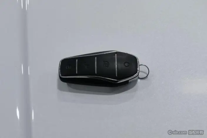 BYD Qin PLUS DM 2024 Model Honor Edition DM-i 55KM Leading Model – фото 6