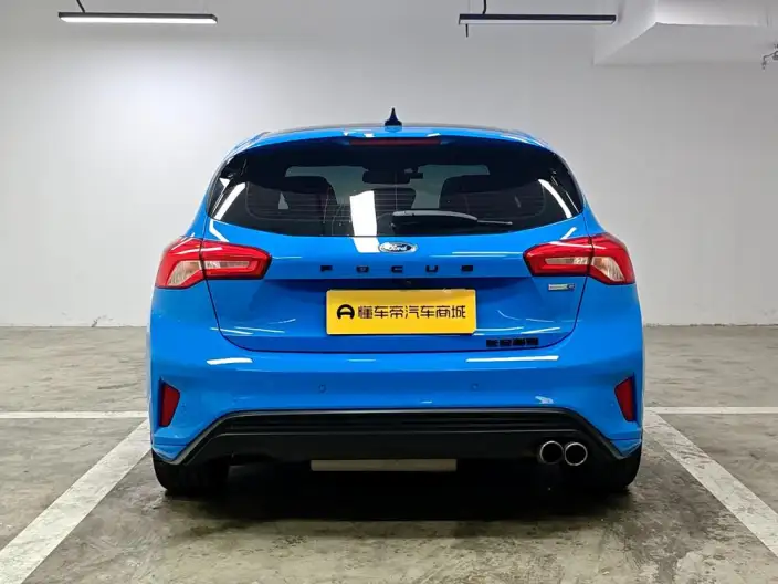 Ford Focus 2022 Model Hatchback EcoBoost 180 Automatic S Edition – фото 6