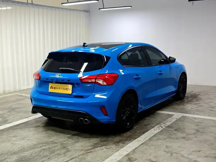 Ford Focus 2022 Model Hatchback EcoBoost 180 Automatic S Edition – фото 7