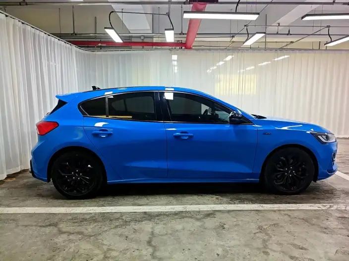 Ford Focus 2022 Model Hatchback EcoBoost 180 Automatic S Edition – фото 8