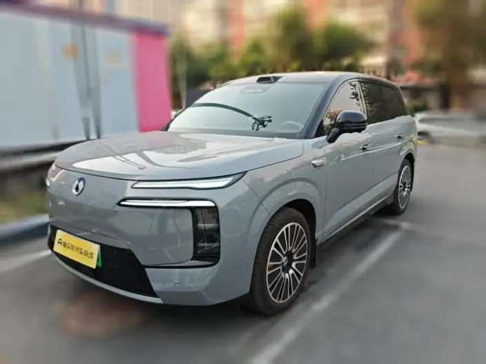 Denza N8L DM 2025 Model Flagship Model