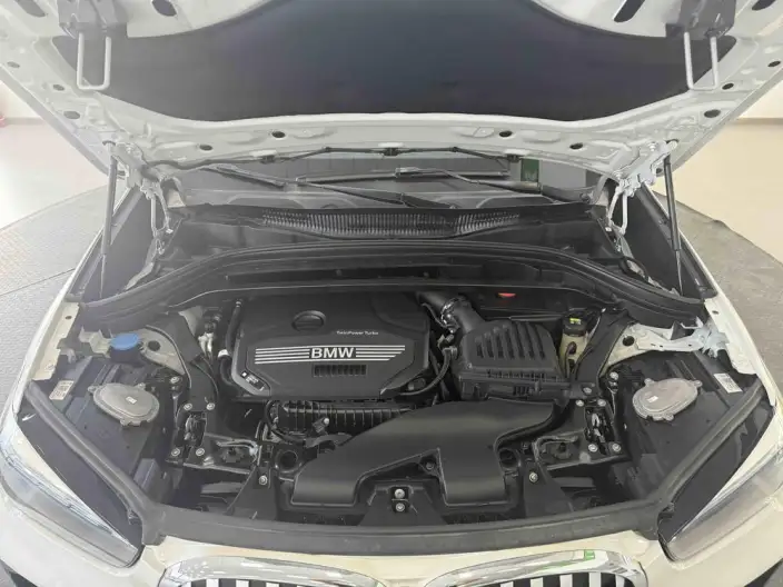 BMW X1 2022 Model sDrive20Li Fashion Model – фото 8