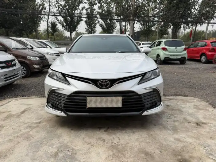 Toyota Camry 2022 Model 2.0G Deluxe Edition – фото 2