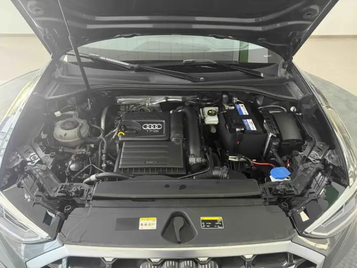 AUDI Q3 2023 Model 35 TFSI Fashion Dynamic Model – фото 9