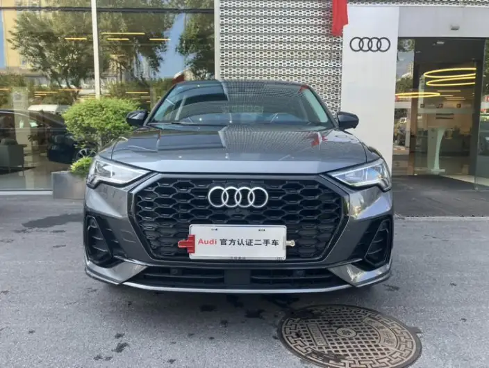 AUDI Q3 Sportback 2022 Model 40 TFSI Fashion Model – фото 2