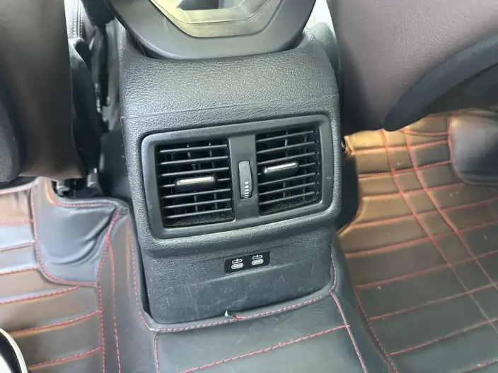 BMW X1 2022 Model sDrive25Li Leading Model – фото 8