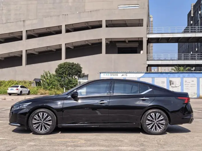 Nissan Teana 2022 Model 2.0L XL-TLS Yuexiang Edition – фото 3