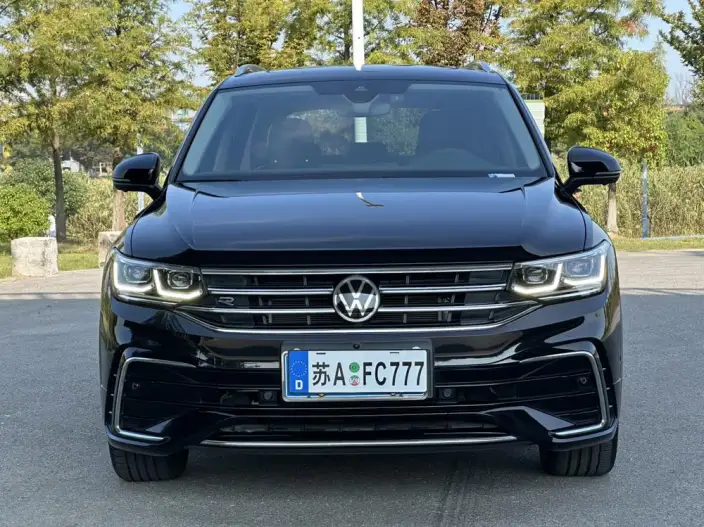 Volkswagen Tiguan L 2022 Model 330TSI Automatic 2WD R-Line Ultimate Edition – фото 2