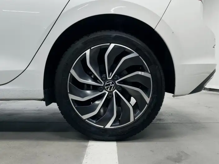 Volkswagen Golf 2023 Model Facelift 280TSI DSG Pro – фото 9
