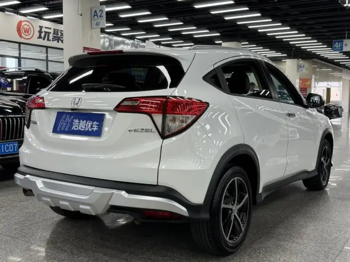 Honda Vezel 2020 Model 1.5L CVT Deluxe Edition – фото 6