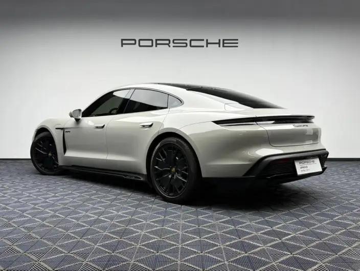 Taycan 2022 Model Taycan GTS – фото 5