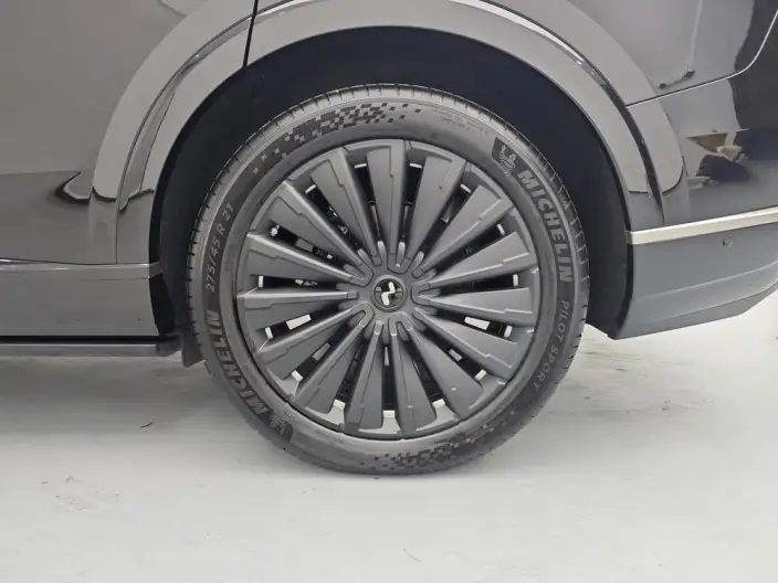 ONVO L90 2025 Model VI seat Edition Ultra – фото 9