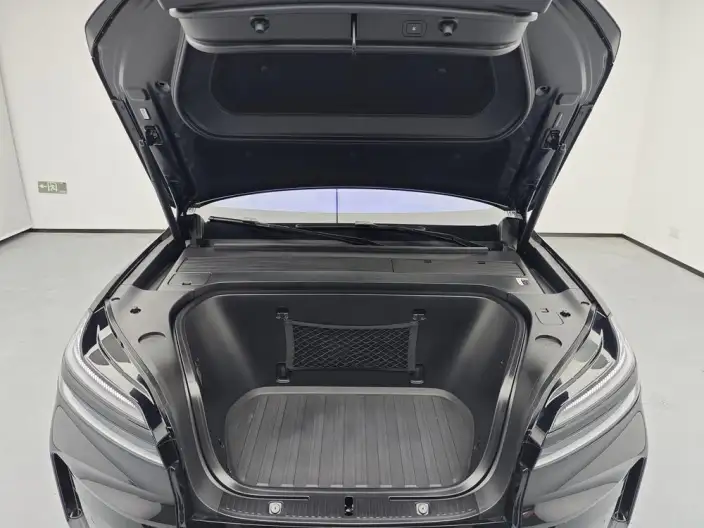 ONVO L90 2025 Model VI seat Edition Ultra – фото 10