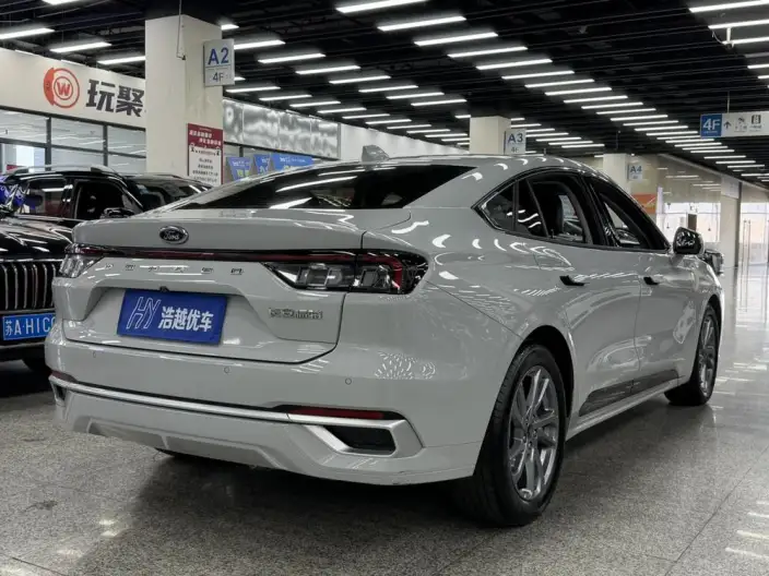 Ford Mondeo 2023 Model EcoBoost 180 Luxury Model – фото 6