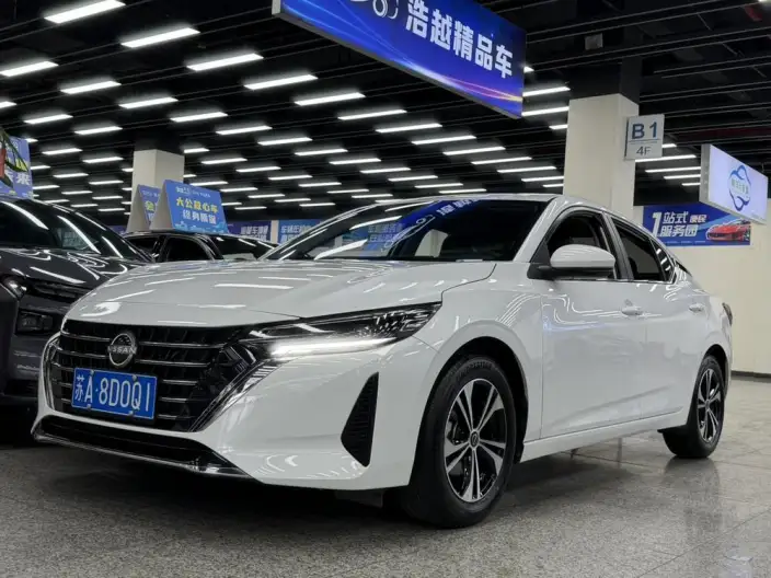 Nissan Sylphy 2023 Model 1.6L CVT Yuexiang Edition – фото 1
