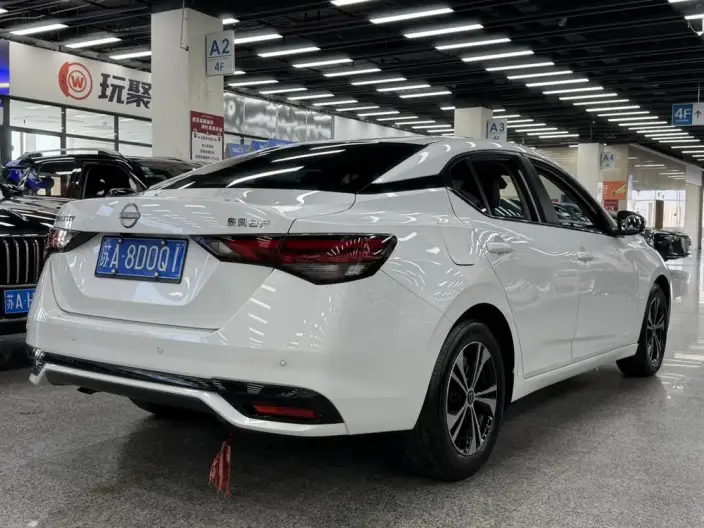 Nissan Sylphy 2023 Model 1.6L CVT Yuexiang Edition – фото 6