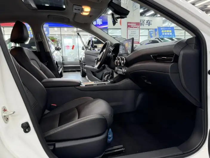 Nissan Sylphy 2023 Model 1.6L CVT Yuexiang Edition – фото 10