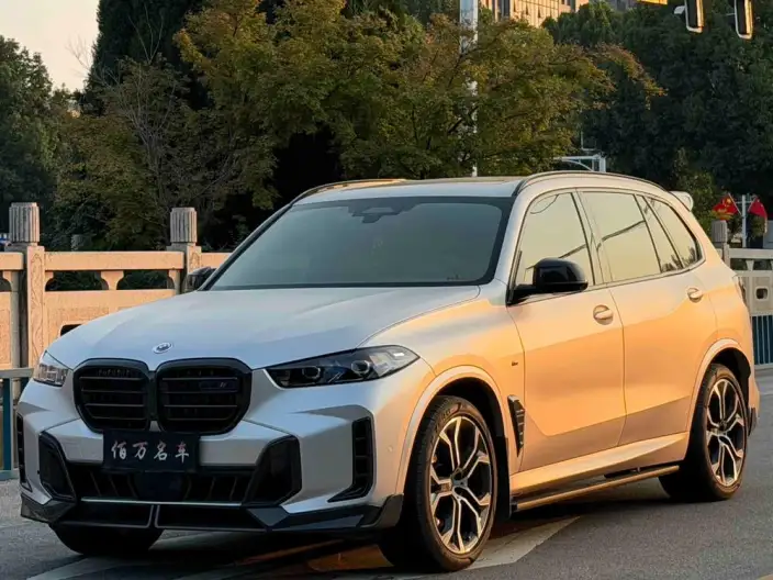BMW X5 2023 Model xDrive40Li Exclusive Model M Sports Night Set – фото 1