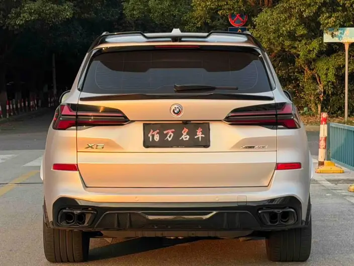 BMW X5 2023 Model xDrive40Li Exclusive Model M Sports Night Set – фото 5