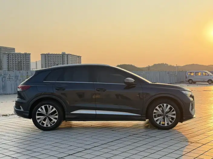 Audi Q4 e-tron 2023 Model 40 e-tron Chuangxing Edition – фото 8