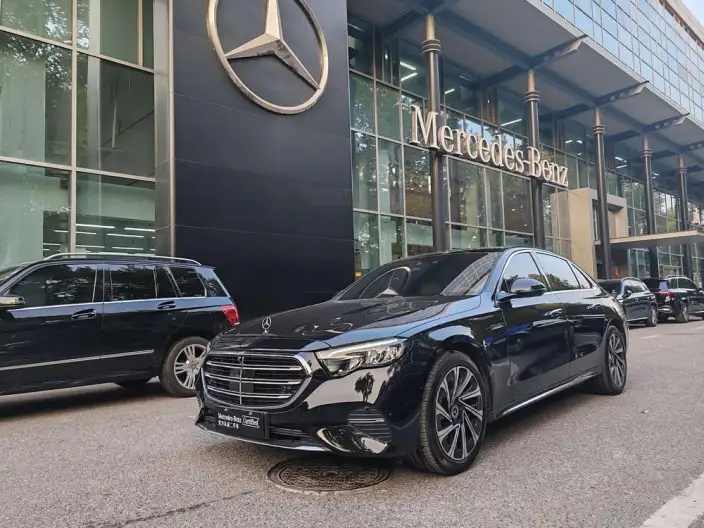 Mercedes-Benz E-Class 2025 Model E 300 L Luxury Model sedan – фото 1