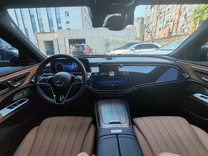 Mercedes-Benz E-Class 2025 Model E 300 L Luxury Model sedan – фото 10